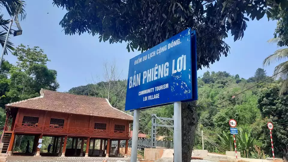 Bản văn hóa du lịch Phiêng Lơi