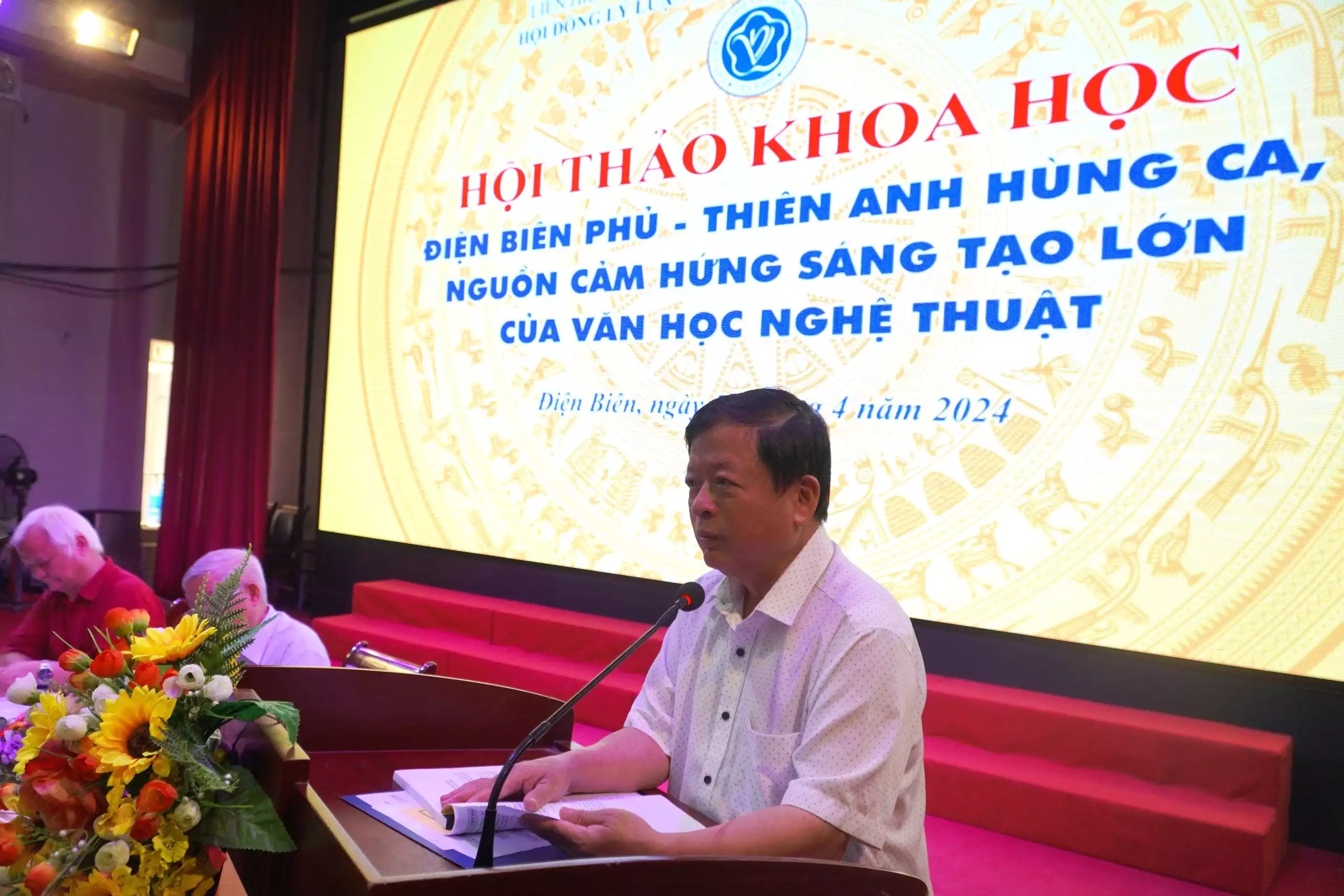 Hội thảo khoa học “Điện Biên Phủ - Thiên anh hùng ca, nguồn cảm hứng sáng tạo lớn của văn học nghệ thuật”